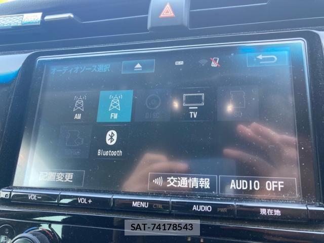 Toyota CAMRY HYBRID 2017-10 6991320-22