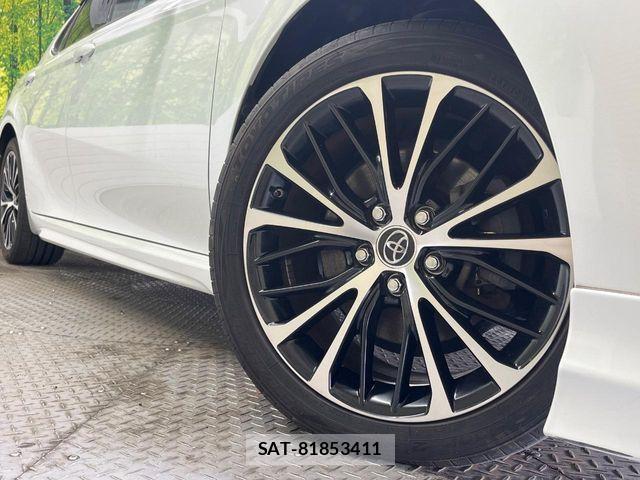 Toyota CAMRY HYBRID 2019-01 6991316-13