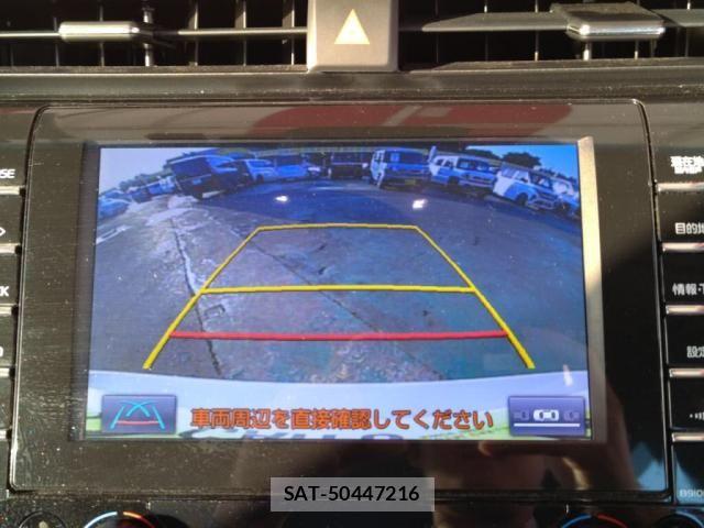 Toyota CAMRY HYBRID 2019-06 6991310-17