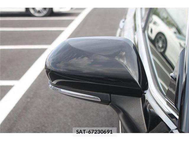 Toyota CAMRY HYBRID 2021-03 7057801-29