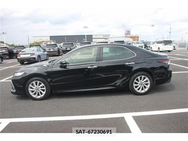 Toyota CAMRY HYBRID 2021-03 7057801-7