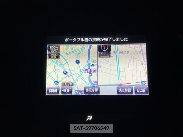 Toyota CAMRY HYBRID 2017-10 7057808-17