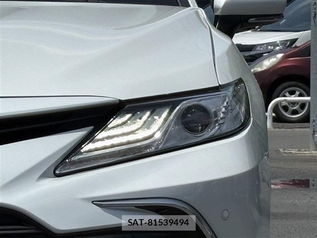 Toyota CAMRY HYBRID 2021-10 7215730-24