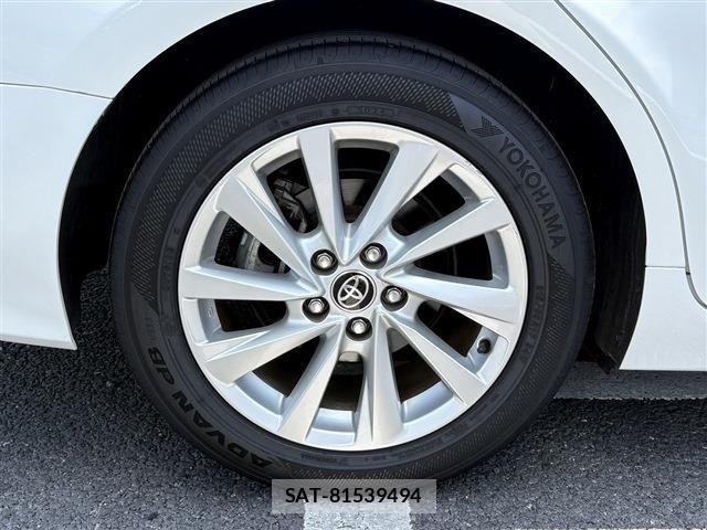 Toyota CAMRY HYBRID 2021-10 7215730-29