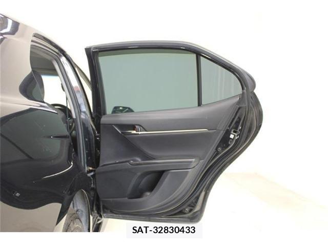 Toyota CAMRY HYBRID 2017-08 7215678-29