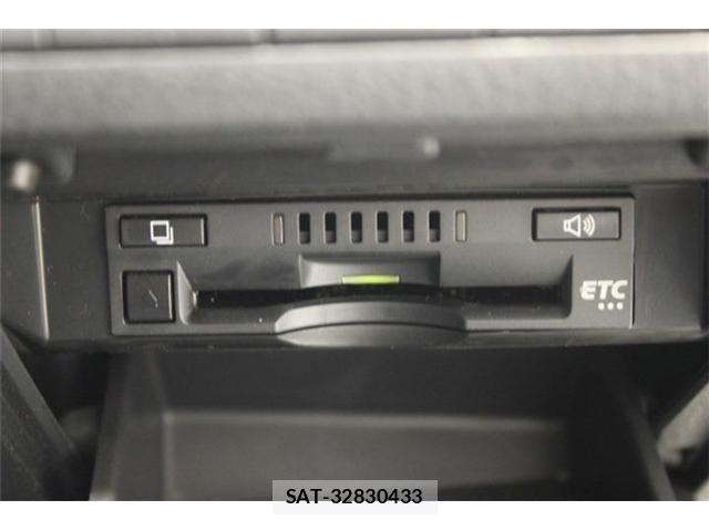 Toyota CAMRY HYBRID 2017-08 7215678-3