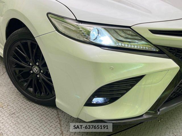 Toyota CAMRY HYBRID 2020-11 7215715-11