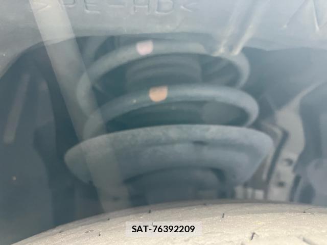 Toyota CAMRY HYBRID 2019-05 7215700-10