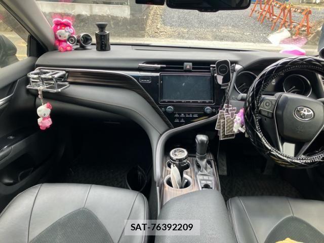 Toyota CAMRY HYBRID 2019-05 7215700-13