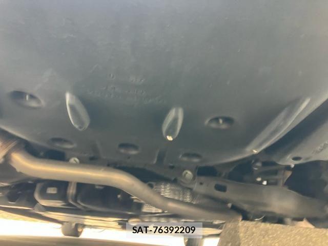 Toyota CAMRY HYBRID 2019-05 7215700-7