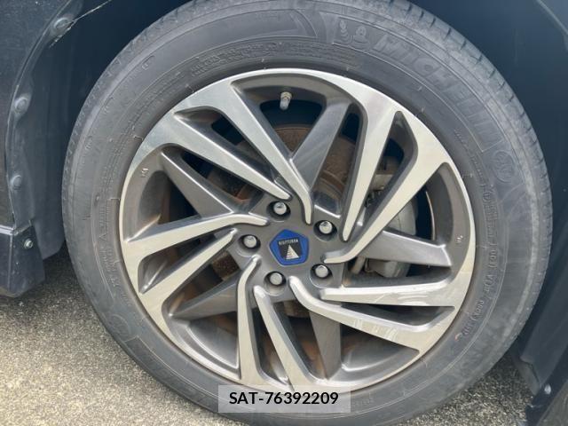 Toyota CAMRY HYBRID 2019-05 7215700-8
