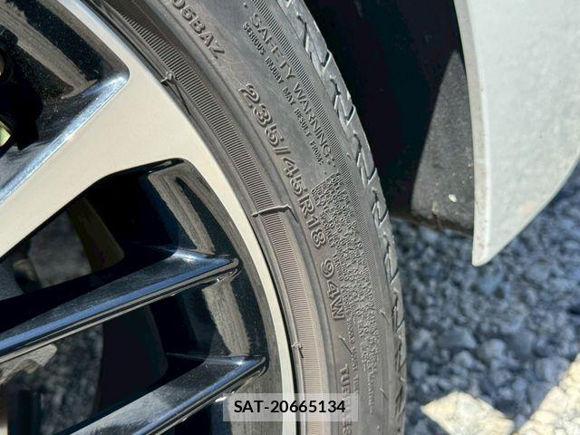 Toyota CAMRY HYBRID 2019-01 7215701-27
