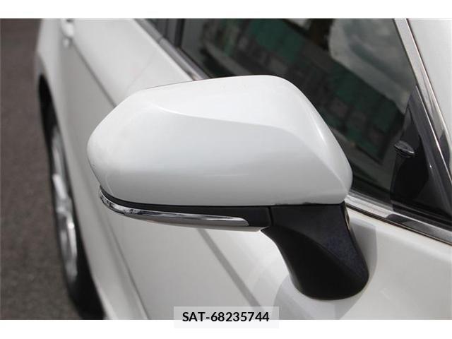 Toyota CAMRY HYBRID 2021-03 7215729-26