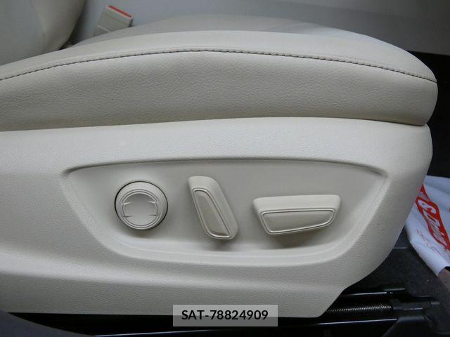 Toyota CAMRY HYBRID 2017-11 7215690-10