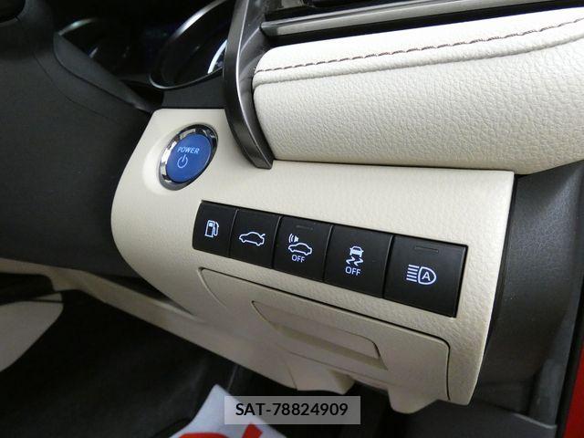 Toyota CAMRY HYBRID 2017-11 7215690-11