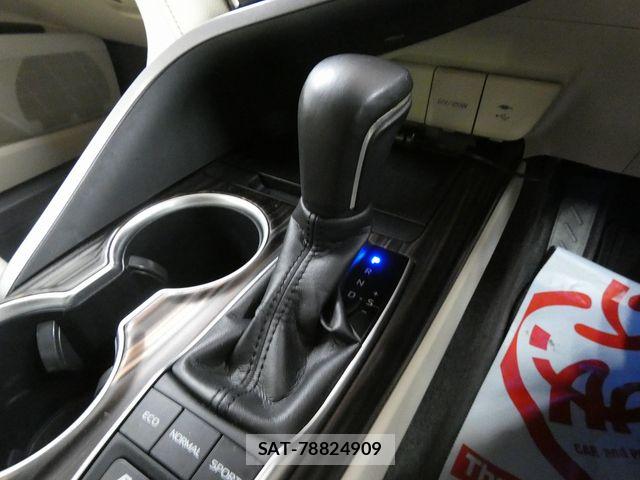 Toyota CAMRY HYBRID 2017-11 7215690-16