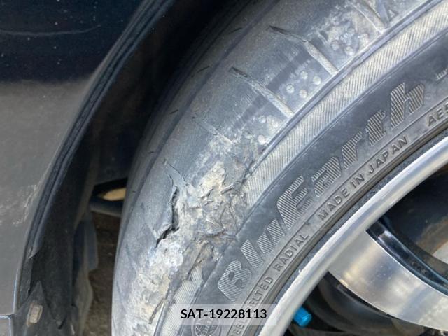 Toyota CAMRY HYBRID 2011-12 7215676-12