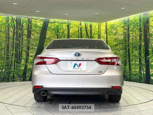 Toyota CAMRY HYBRID 2017-09 7215686-14