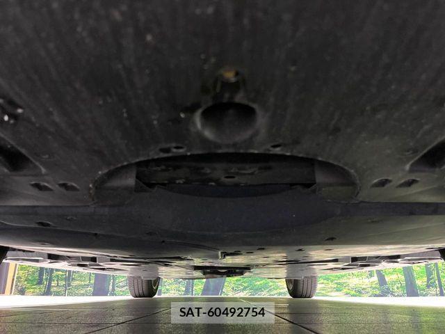 Toyota CAMRY HYBRID 2017-09 7215686-18