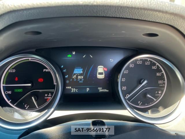 Toyota CAMRY HYBRID 2017-11 7215685-15