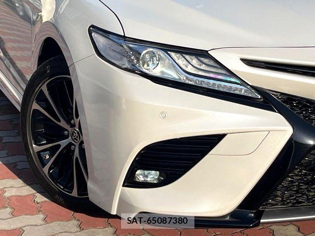 Toyota CAMRY HYBRID 2020-08 7215710-11