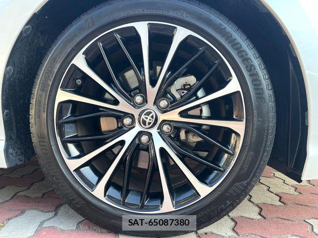 Toyota CAMRY HYBRID 2020-08 7215710-12