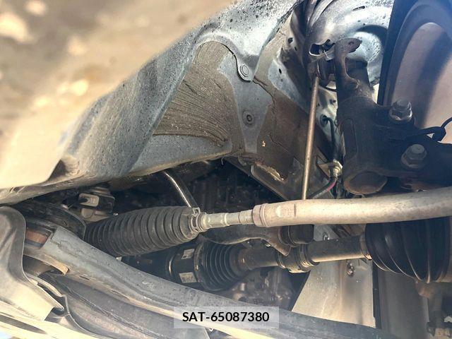 Toyota CAMRY HYBRID 2020-08 7215710-19