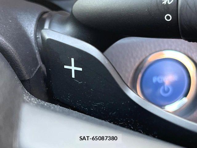 Toyota CAMRY HYBRID 2020-08 7215710-5