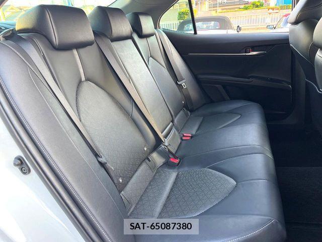 Toyota CAMRY HYBRID 2020-08 7215710-8