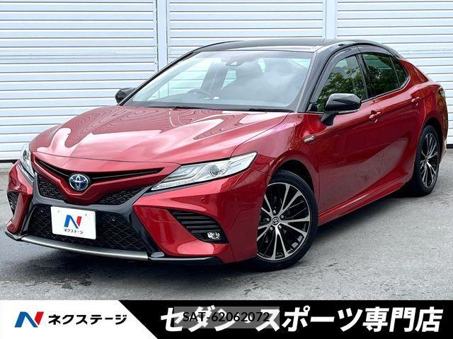 Toyota CAMRY HYBRID 2020-04 7215709-0