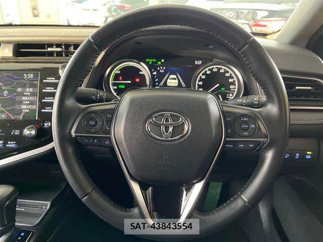 Toyota CAMRY HYBRID 2020-03 7215712-13