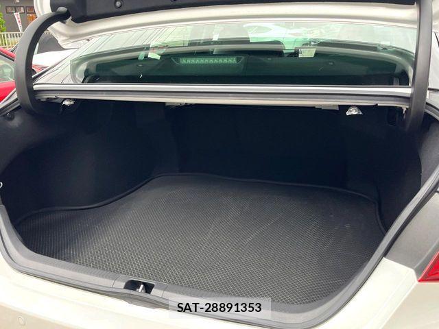 Toyota CAMRY HYBRID 2021-06 7215724-9