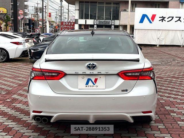 Toyota CAMRY HYBRID 2021-06 7215724-14