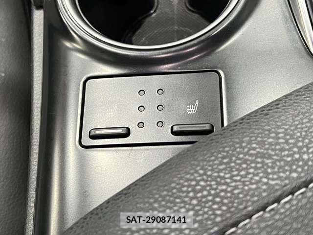 Toyota CAMRY HYBRID 2020-10 7215714-9