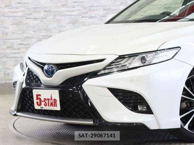 Toyota CAMRY HYBRID 2020-10 7215714-17