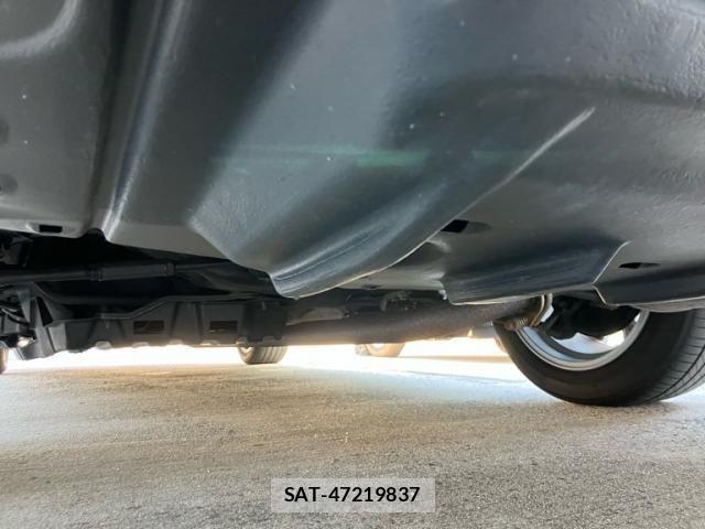 Toyota CAMRY HYBRID 2012-03 7215677-25