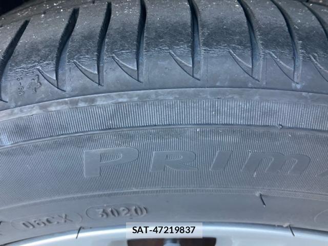Toyota CAMRY HYBRID 2012-03 7215677-8