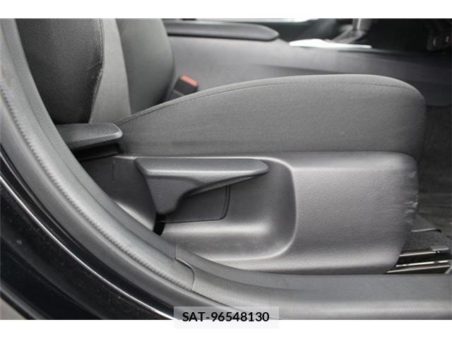Toyota CAMRY HYBRID 2021-01 7215720-27