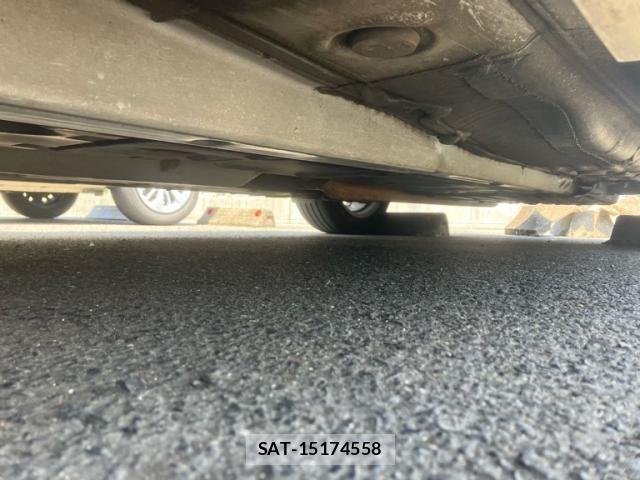Toyota CAMRY HYBRID 2014-08 7215679-11