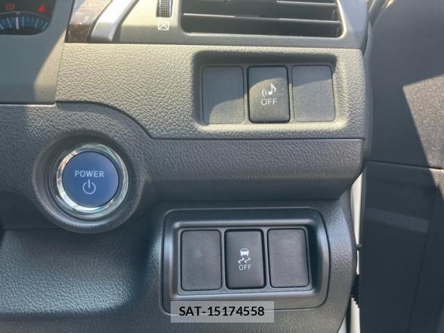 Toyota CAMRY HYBRID 2014-08 7215679-15