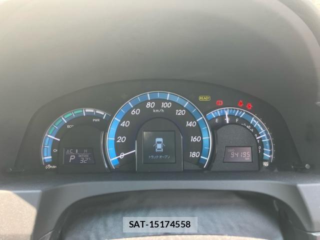 Toyota CAMRY HYBRID 2014-08 7215679-16