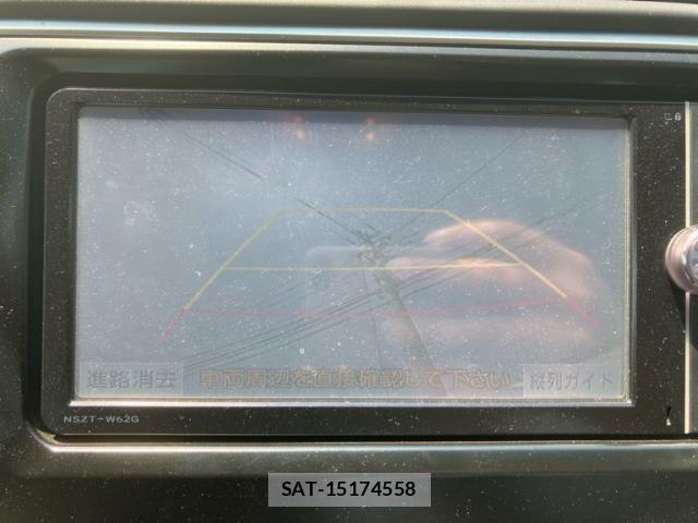Toyota CAMRY HYBRID 2014-08 7215679-19