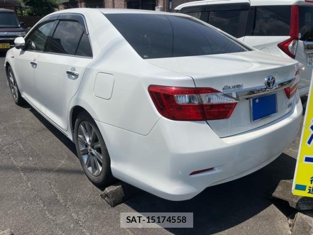 Toyota CAMRY HYBRID 2014-08 7215679-3