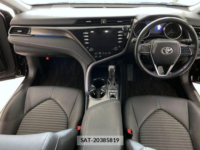 Toyota CAMRY HYBRID 2021-02 7215725-1