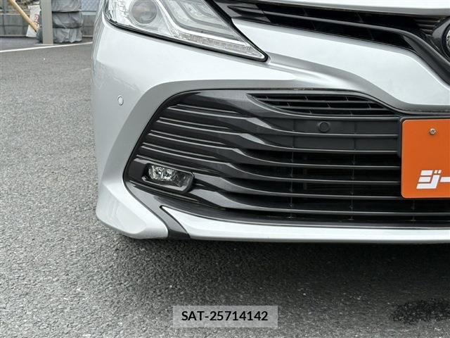 Toyota CAMRY HYBRID 2021-03 7249987-17