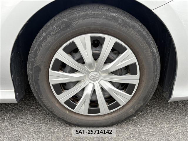 Toyota CAMRY HYBRID 2021-03 7249987-24