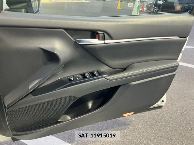 Toyota CAMRY HYBRID 2019-05 7249985-19