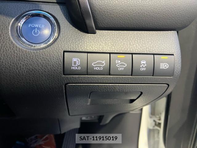 Toyota CAMRY HYBRID 2019-05 7249985-20