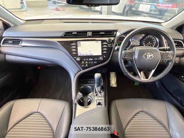 Toyota CAMRY HYBRID 2020-06 7271662-1
