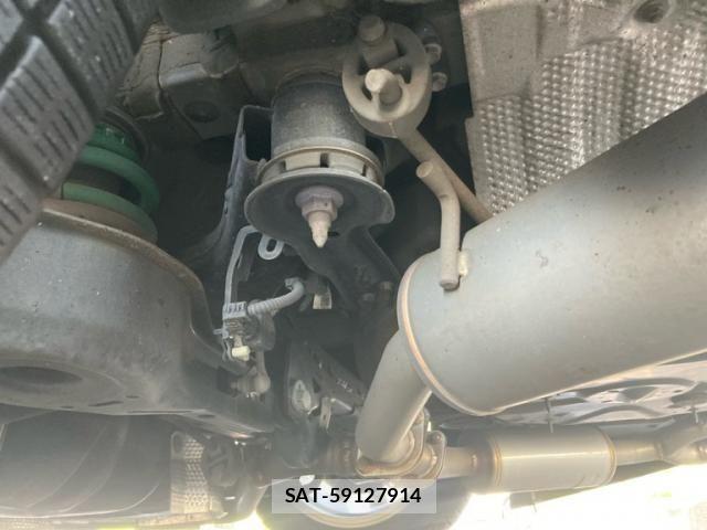 Toyota CAMRY HYBRID 2019-09 7271663-9